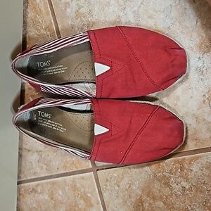 TOMS University Espadrilles